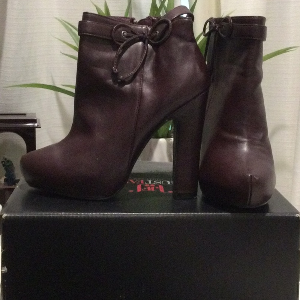 Just Fab booties